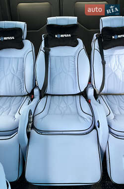 Микроавтобус Mercedes-Benz Sprinter 2018 в 