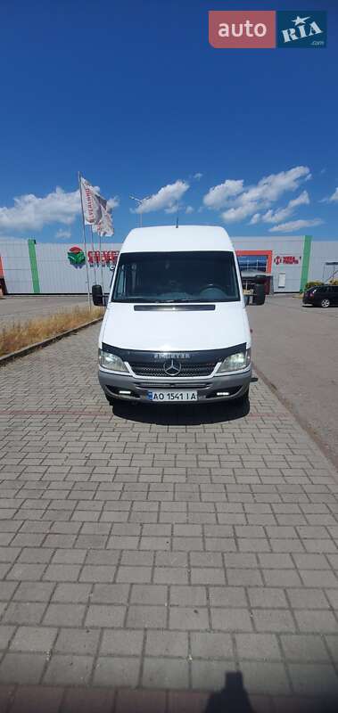 Мікроавтобус Mercedes-Benz Sprinter 2005 в Тячеві