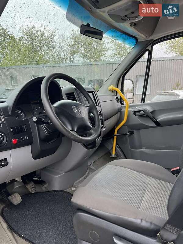 Приміський автобус Mercedes-Benz Sprinter 2013 в Білій Церкві