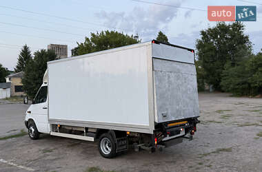 Грузовой фургон Mercedes-Benz Sprinter 2005 в 