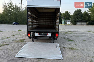Грузовой фургон Mercedes-Benz Sprinter 2005 в 