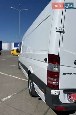 Грузовой фургон Mercedes-Benz Sprinter 2018 в 