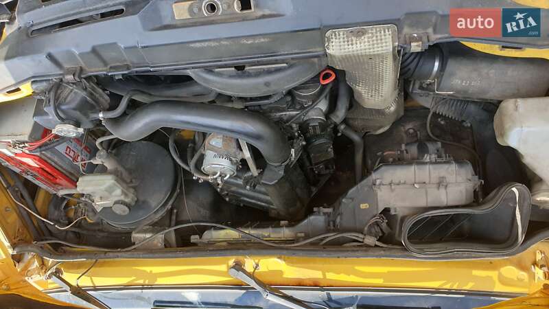Грузовой фургон Mercedes-Benz Sprinter 2001 в Чернигове