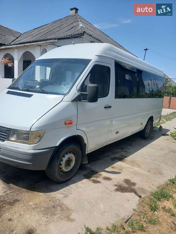 Приміський автобус Mercedes-Benz Sprinter 1999 в Береговому