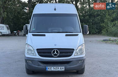 Вантажний фургон Mercedes-Benz Sprinter 2013 в Дніпрі