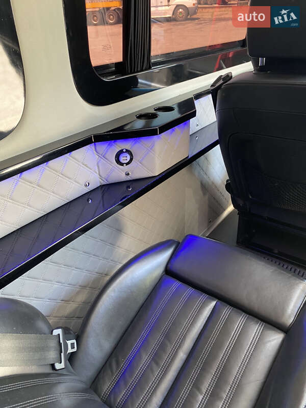 Грузопассажирский фургон Mercedes-Benz Sprinter 2017 в Житомире
