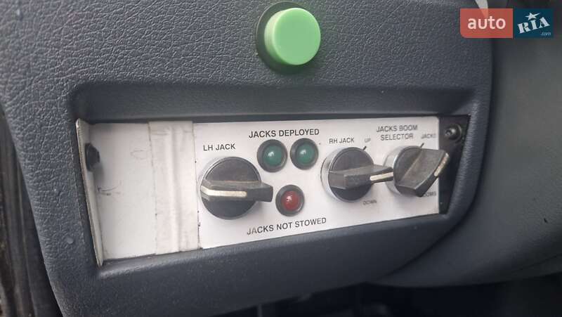 Автовишка Mercedes-Benz Sprinter 2004 в Рівному