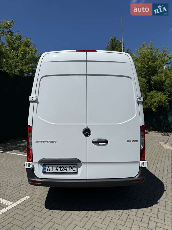 Грузовой фургон Mercedes-Benz Sprinter 2023 в Киеве