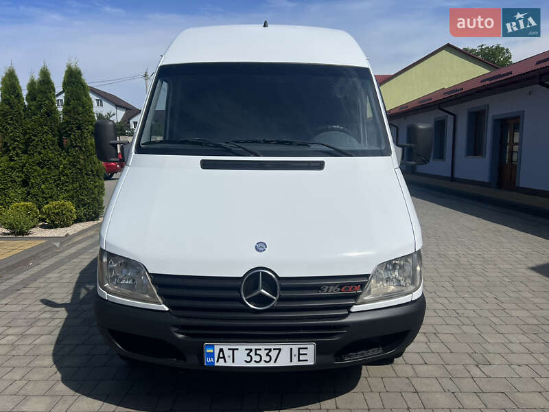 Вантажний фургон Mercedes-Benz Sprinter 2001 в Львові
