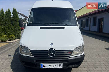 Грузовой фургон Mercedes-Benz Sprinter 2001 в 