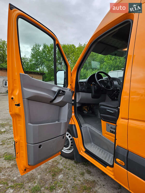 Вантажопасажирський фургон Mercedes-Benz Sprinter 2018 в Рожище