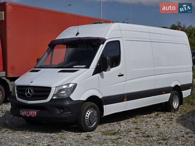 Грузовой фургон Mercedes-Benz Sprinter 2015 в 