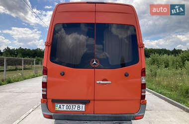 Грузопассажирский фургон Mercedes-Benz Sprinter 2010 в 
