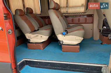 Грузопассажирский фургон Mercedes-Benz Sprinter 2010 в 