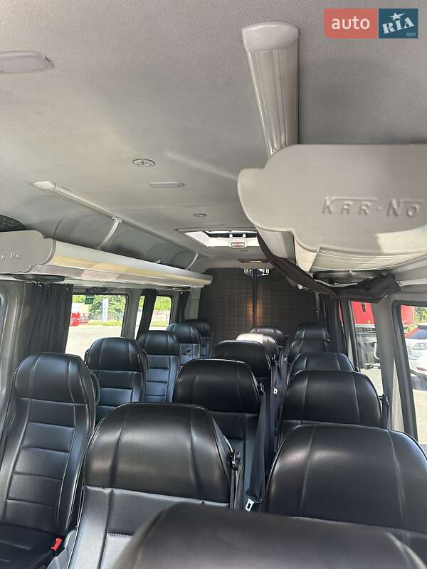 Туристический / Междугородний автобус Mercedes-Benz Sprinter 2016 в Ровно