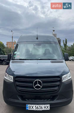 Грузовой фургон Mercedes-Benz Sprinter 2020 в 