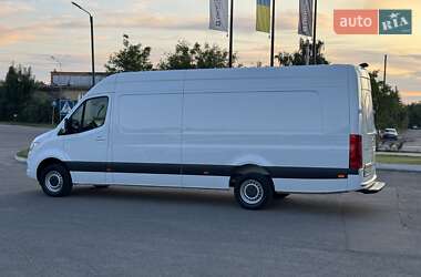 Грузовой фургон Mercedes-Benz Sprinter 2020 в 