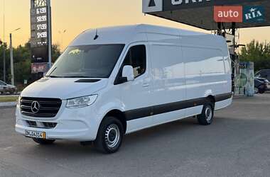 Грузовой фургон Mercedes-Benz Sprinter 2020 в 