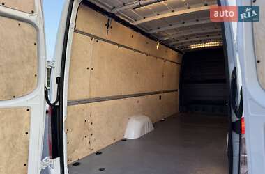 Грузовой фургон Mercedes-Benz Sprinter 2020 в 