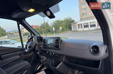 Грузовой фургон Mercedes-Benz Sprinter 2020 в 