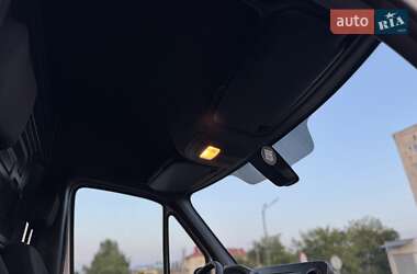 Грузовой фургон Mercedes-Benz Sprinter 2020 в 