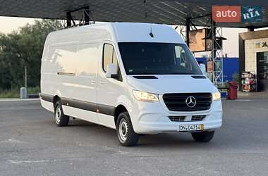 Грузовой фургон Mercedes-Benz Sprinter 2020 в 