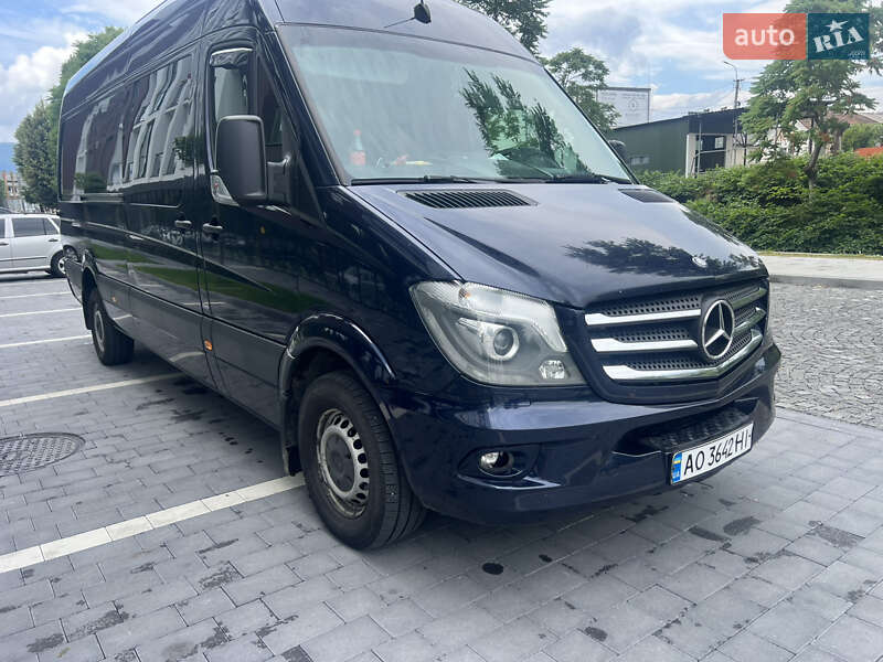 Микроавтобус Mercedes-Benz Sprinter 2014 в Сваляве