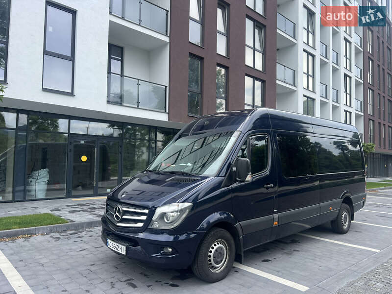 Микроавтобус Mercedes-Benz Sprinter 2014 в Сваляве