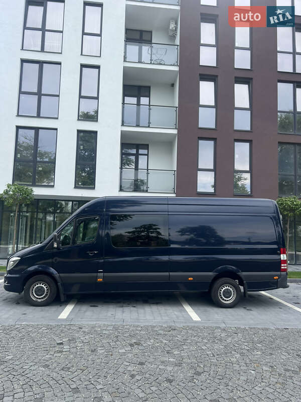 Микроавтобус Mercedes-Benz Sprinter 2014 в Сваляве