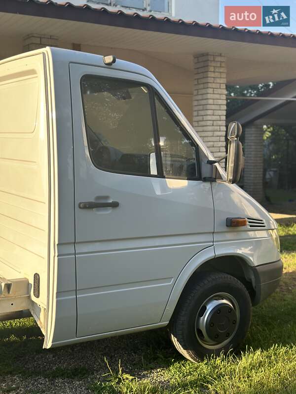 Шасі Mercedes-Benz Sprinter 2006 в Чернівцях