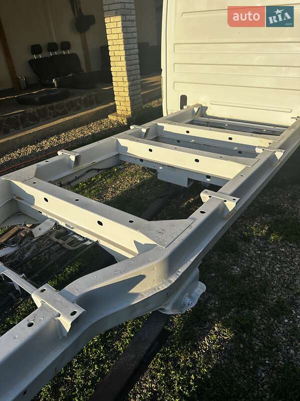 Шасі Mercedes-Benz Sprinter 2006 в Чернівцях