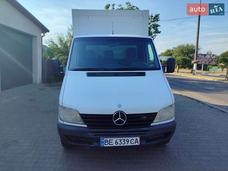 Грузовой фургон Mercedes-Benz Sprinter 2001 в Белгороде-Днестровском