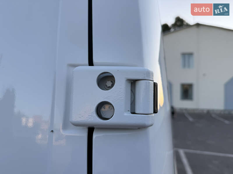 Грузовой фургон Mercedes-Benz Sprinter 2021 в Дубно