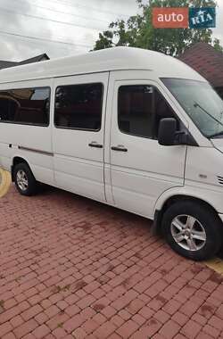 Вантажопасажирський фургон Mercedes-Benz Sprinter 2004 в Косові