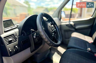 Грузовой фургон Mercedes-Benz Sprinter 2015 в 