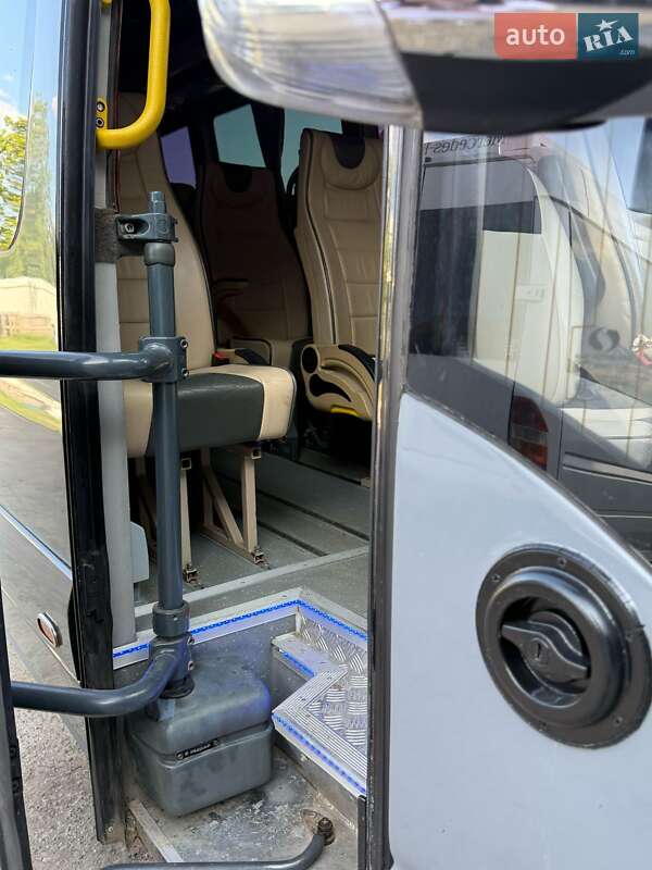 Туристический / Междугородний автобус Mercedes-Benz Sprinter 2011 в Борщеве