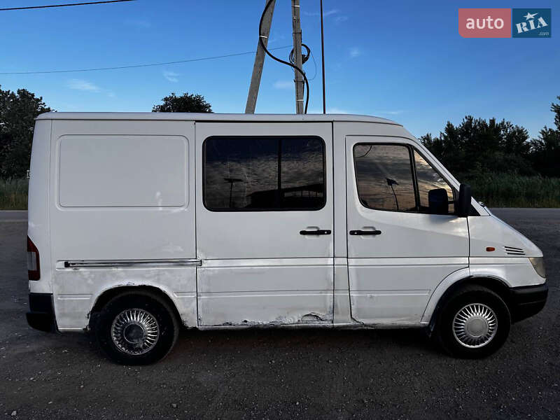 Микроавтобус Mercedes-Benz Sprinter 2000 в Тернополе
