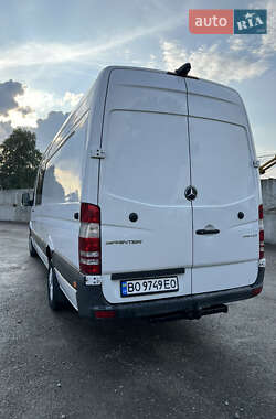 Грузовой фургон Mercedes-Benz Sprinter 2015 в 