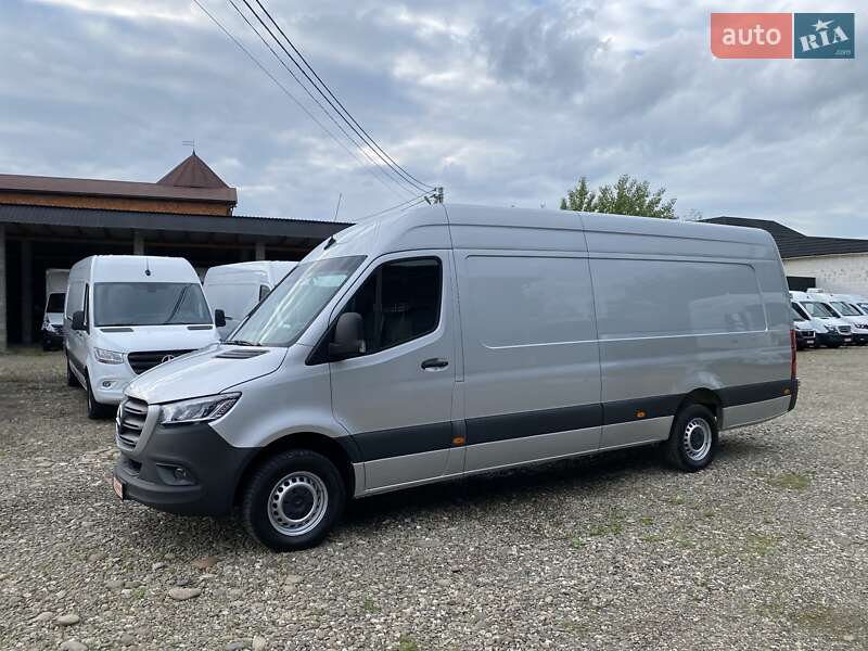 Грузовой фургон Mercedes-Benz Sprinter 2023 в Хусте