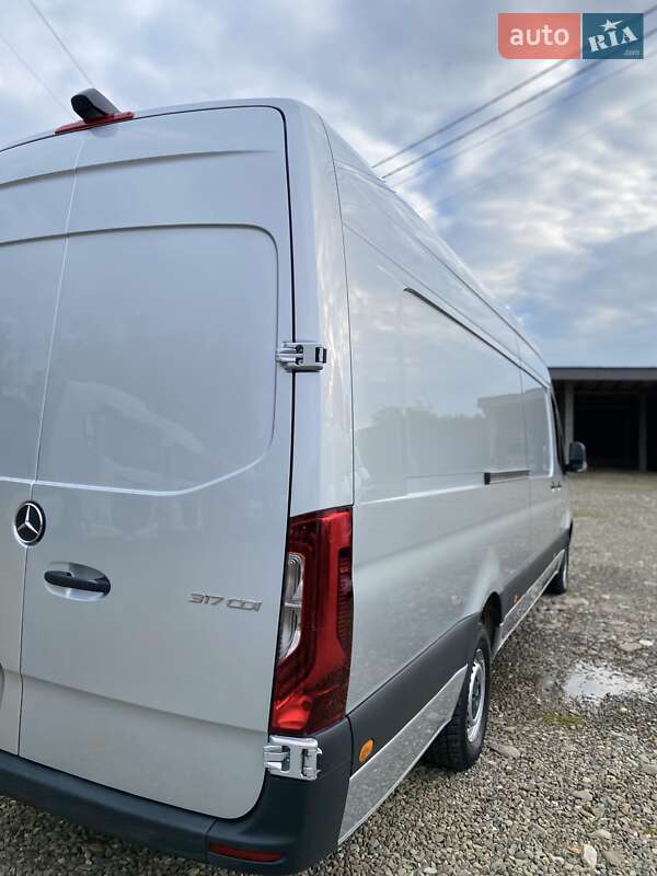 Грузовой фургон Mercedes-Benz Sprinter 2023 в Хусте
