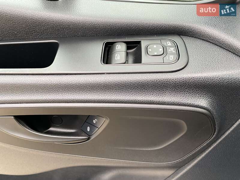 Грузовой фургон Mercedes-Benz Sprinter 2023 в Хусте