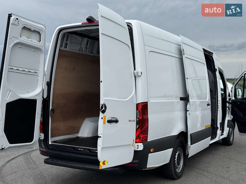 Грузовой фургон Mercedes-Benz Sprinter 2022 в Ровно