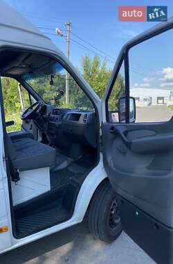 Грузовой фургон Mercedes-Benz Sprinter 2004 в 