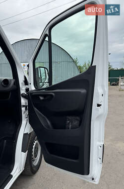 Грузовой фургон Mercedes-Benz Sprinter 2020 в 