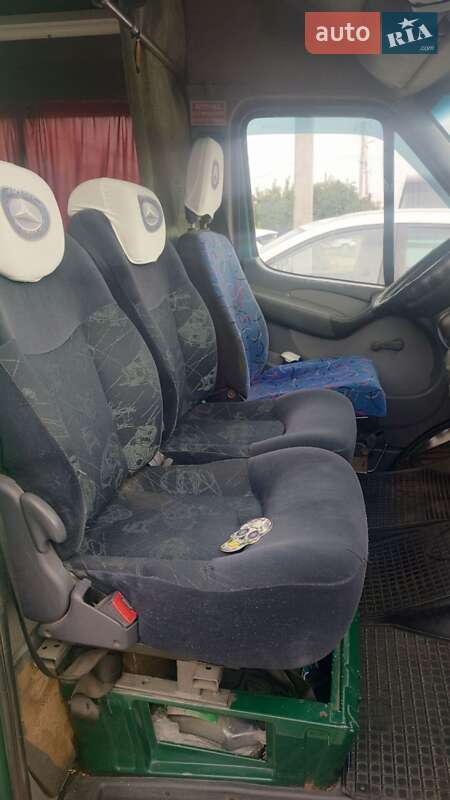 Микроавтобус Mercedes-Benz Sprinter 2001 в Кривом Роге