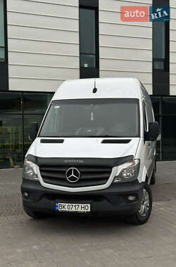 Грузовой фургон Mercedes-Benz Sprinter 2017 в Хмельницком