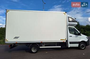Грузовой фургон Mercedes-Benz Sprinter 2021 в 