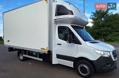 Грузовой фургон Mercedes-Benz Sprinter 2021 в 