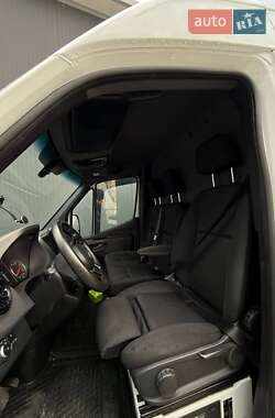 Грузопассажирский фургон Mercedes-Benz Sprinter 2019 в 