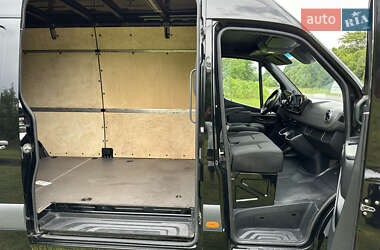 Вантажопасажирський фургон Mercedes-Benz Sprinter 2020 в 